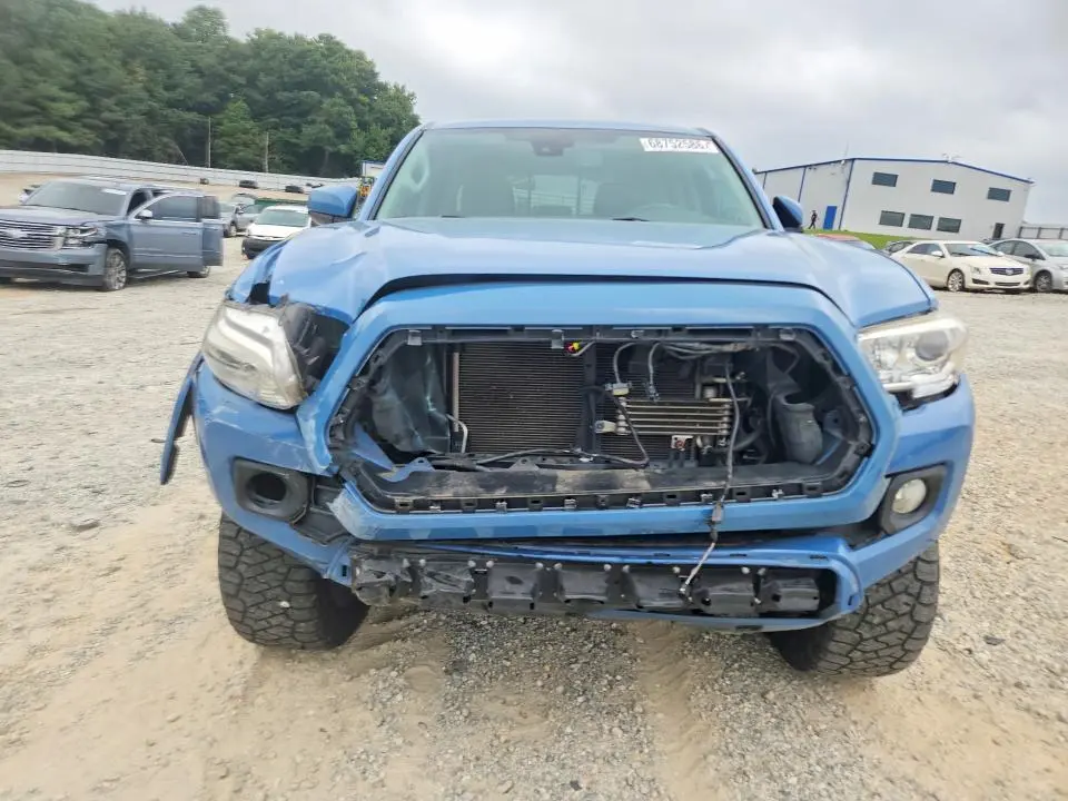 2019 TOYOTA TACOMA SR5 V6  