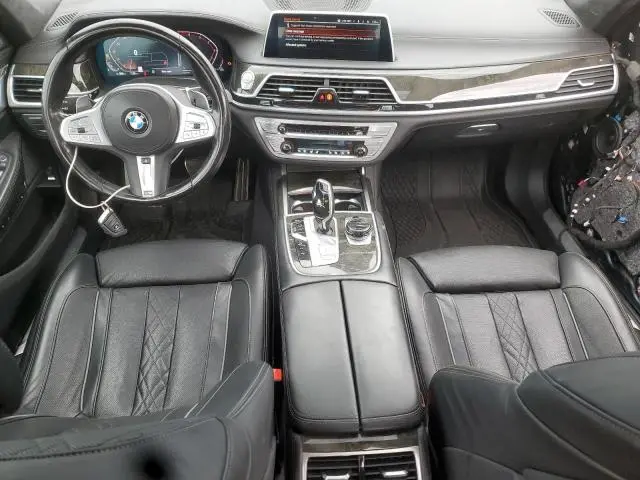 2022 BMW 750 XI  