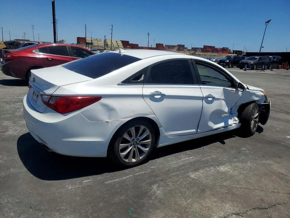 2013 HYUNDAI SONATA SE  