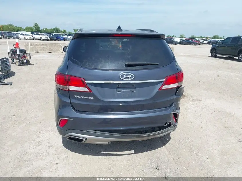 2018 HYUNDAI SANTA FE SE