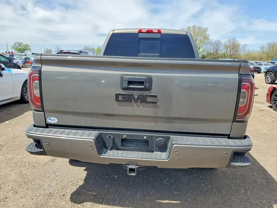2017 GMC SIERRA K1500 SLT  