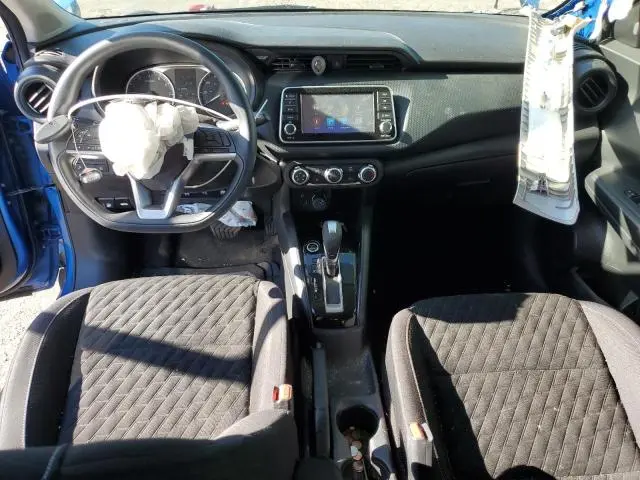 2021 NISSAN KICKS S  