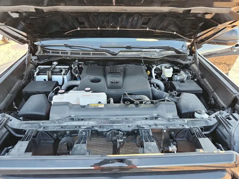 2026 TOYOTA TUNDRA SR  