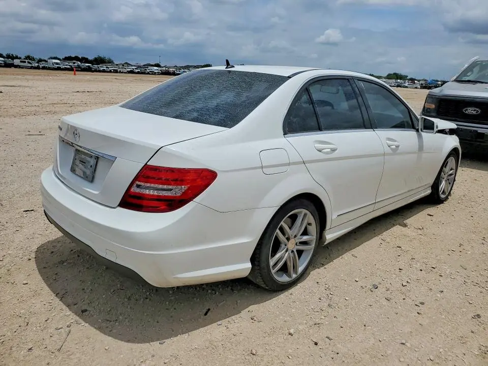 2014 MERCEDES-BENZ C 250  