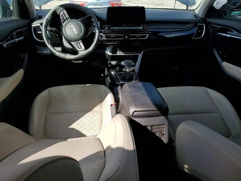 2023 KIA SELTOS   