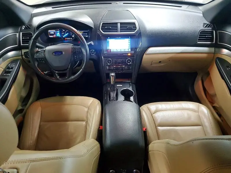 2017 FORD EXPLORER XLT  