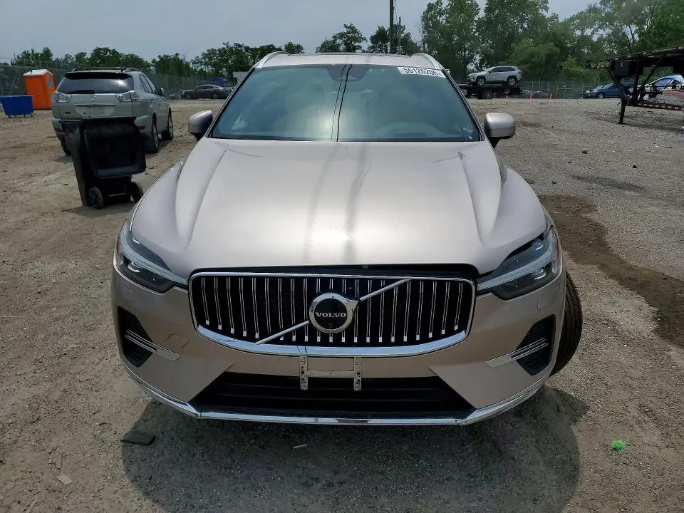 2023 VOLVO XC60 ULTIMATE  
