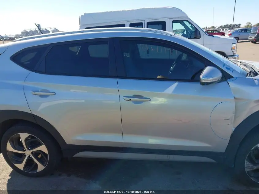 2017 HYUNDAI TUCSON SPORT