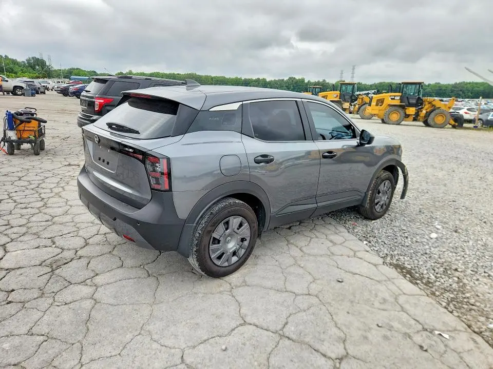 2025 NISSAN KICKS S  