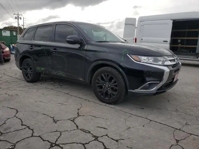 2018 MITSUBISHI OUTLANDER SE  