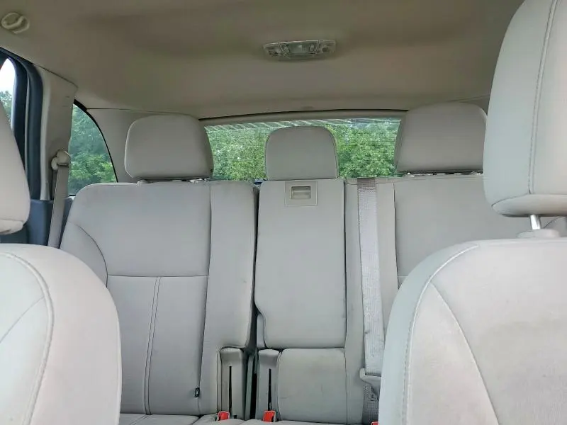 2011 FORD EDGE SE  