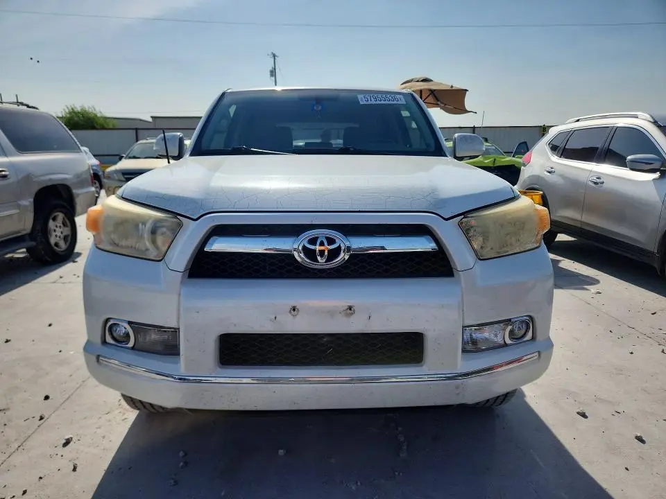 2012 TOYOTA 4RUNNER SR5  