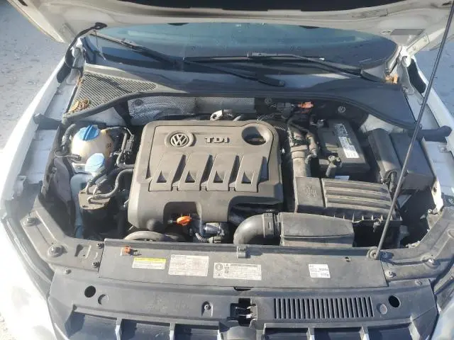 2013 VOLKSWAGEN PASSAT SEL  