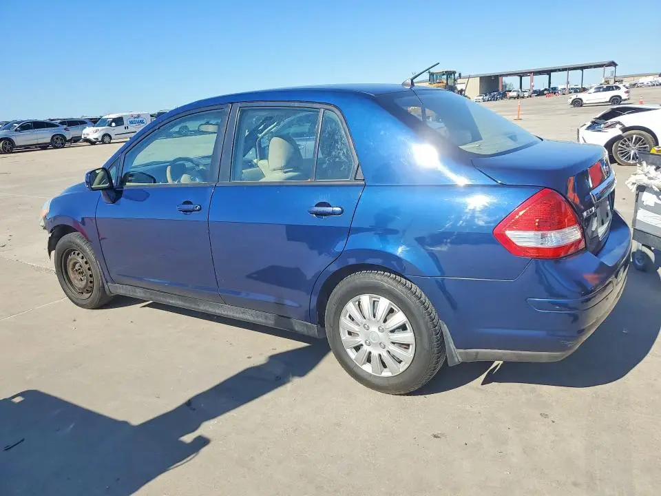 2010 NISSAN VERSA 1.8 S  