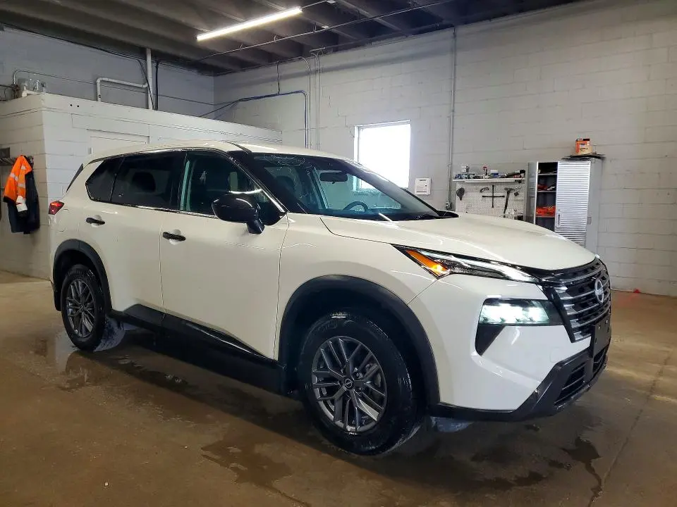 2024 NISSAN ROGUE S  