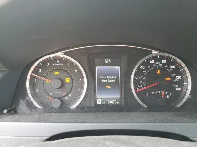 2016 TOYOTA CAMRY LE  
