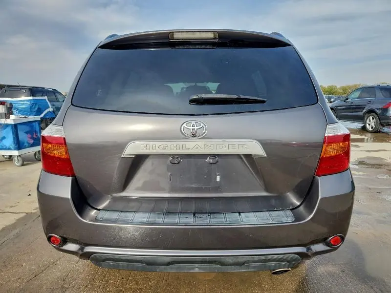 2010 TOYOTA HIGHLANDER   