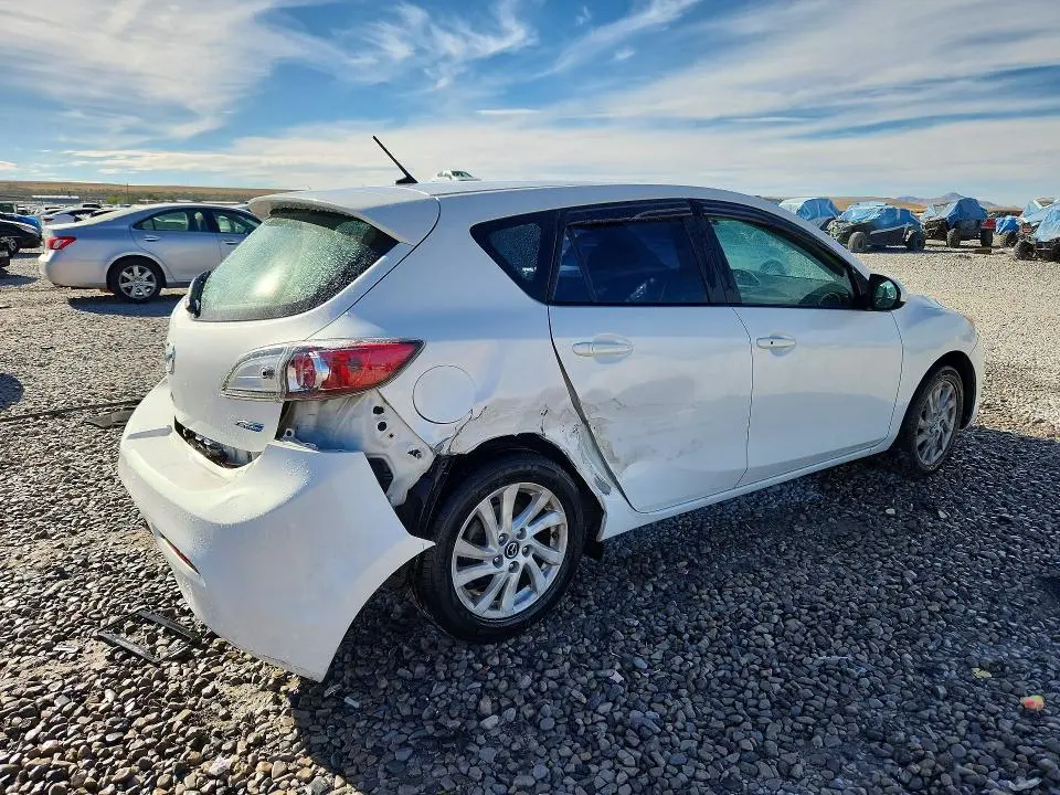 2013 MAZDA 3 I  