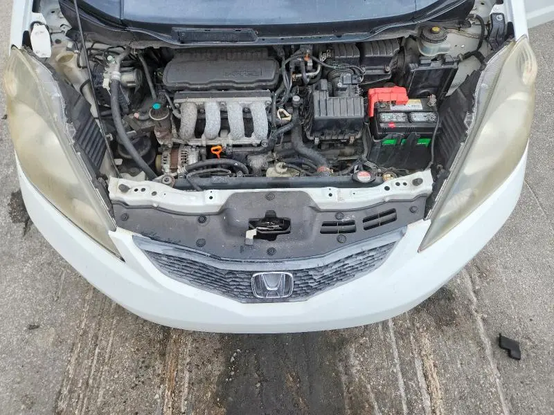 2013 HONDA FIT   