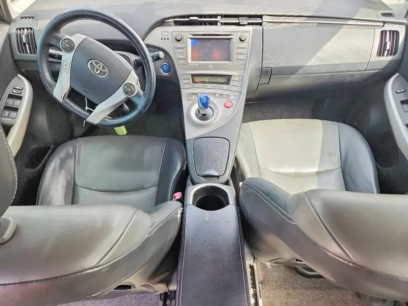 2013 TOYOTA PRIUS FOUR  