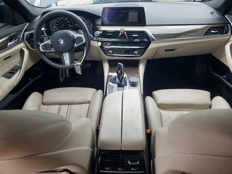 2018 BMW 530E   