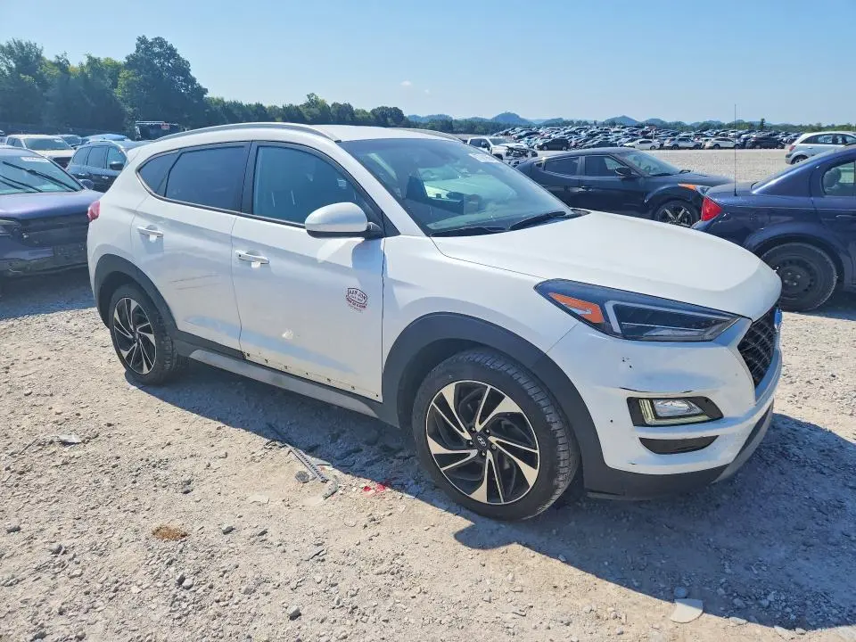 2021 HYUNDAI TUCSON SPORT  