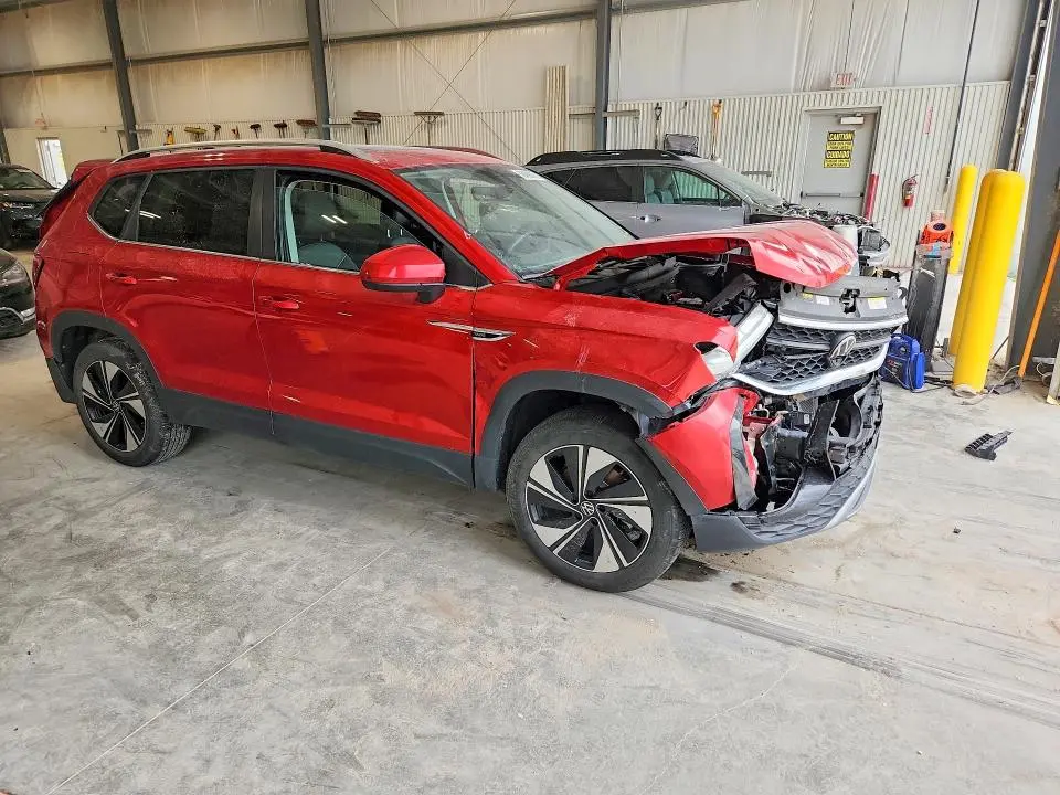 2024 VOLKSWAGEN TAOS SE  