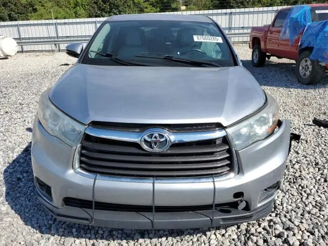 2016 TOYOTA HIGHLANDER LE  