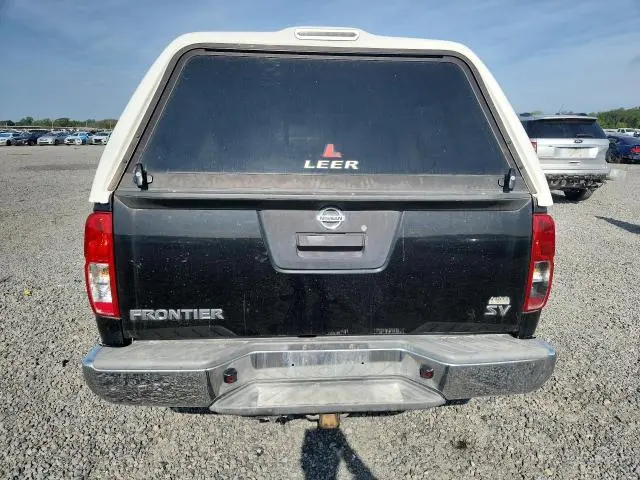 2017 NISSAN FRONTIER SV  