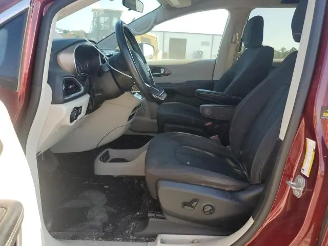 2020 CHRYSLER VOYAGER LX  