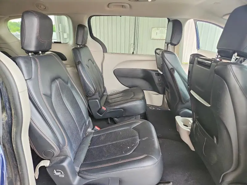 2017 CHRYSLER PACIFICA TOURING L PLUS  