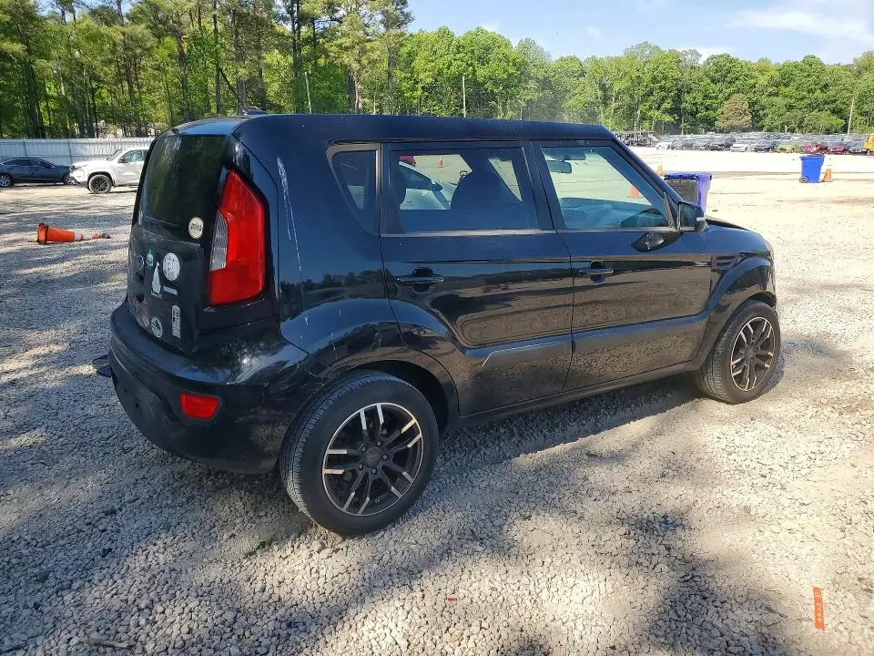 2012 KIA SOUL +  