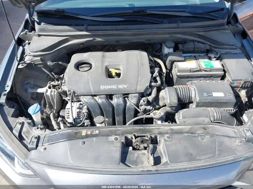 2018 HYUNDAI ELANTRA SE