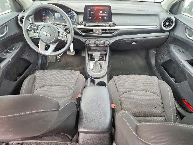 2021 KIA FORTE FE  