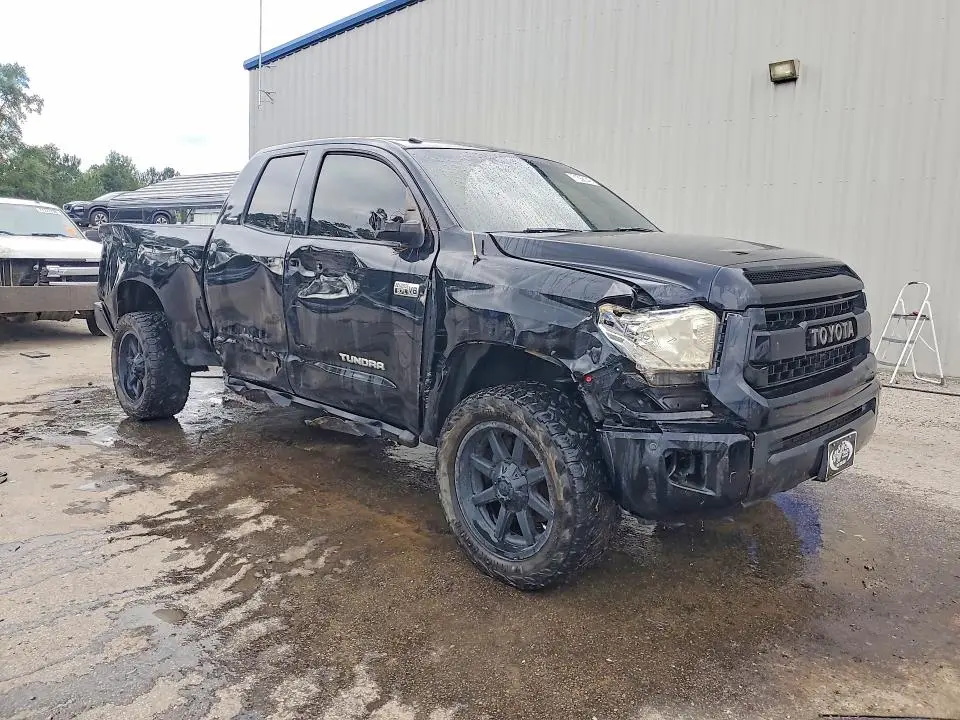 2017 TOYOTA TUNDRA DOUBLE CAB LIMITED  