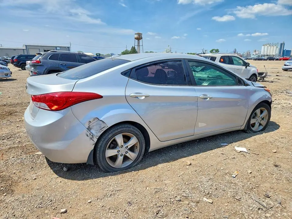 2012 HYUNDAI ELANTRA GLS  