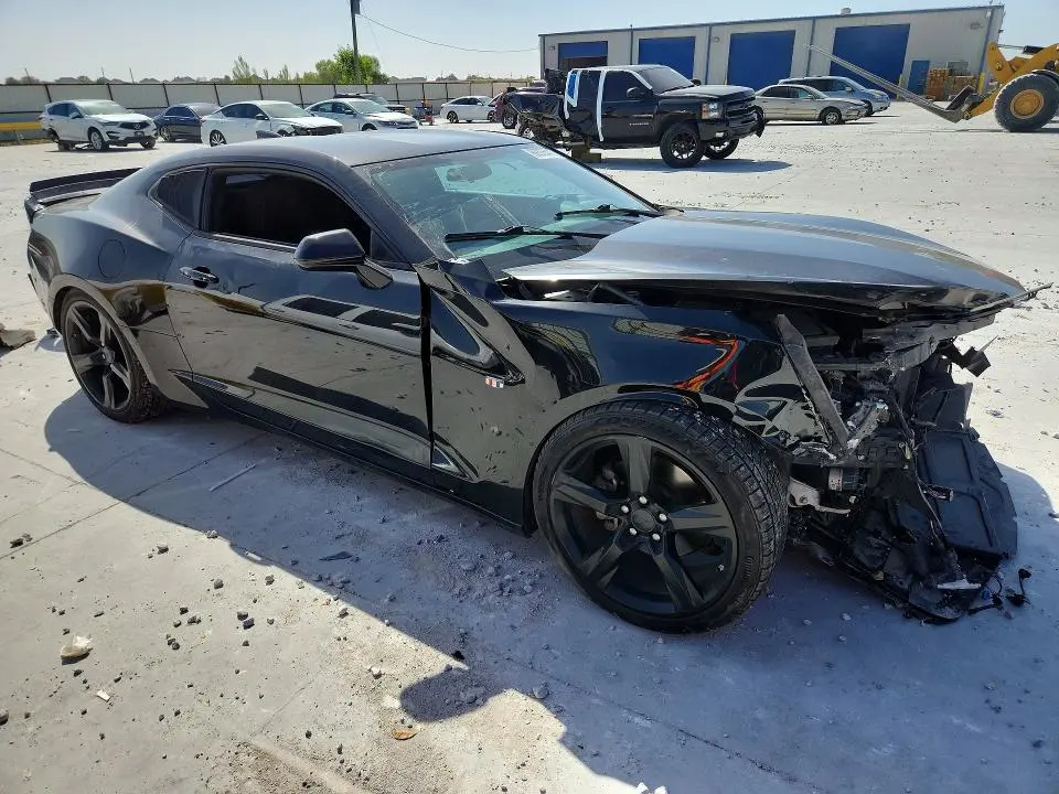 2018 CHEVROLET CAMARO LT  