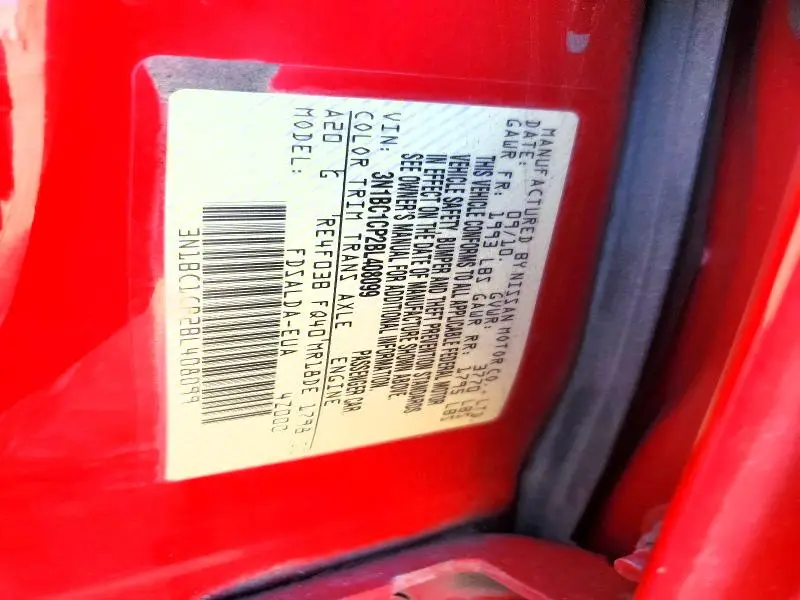 2011 NISSAN VERSA 1.8 S  