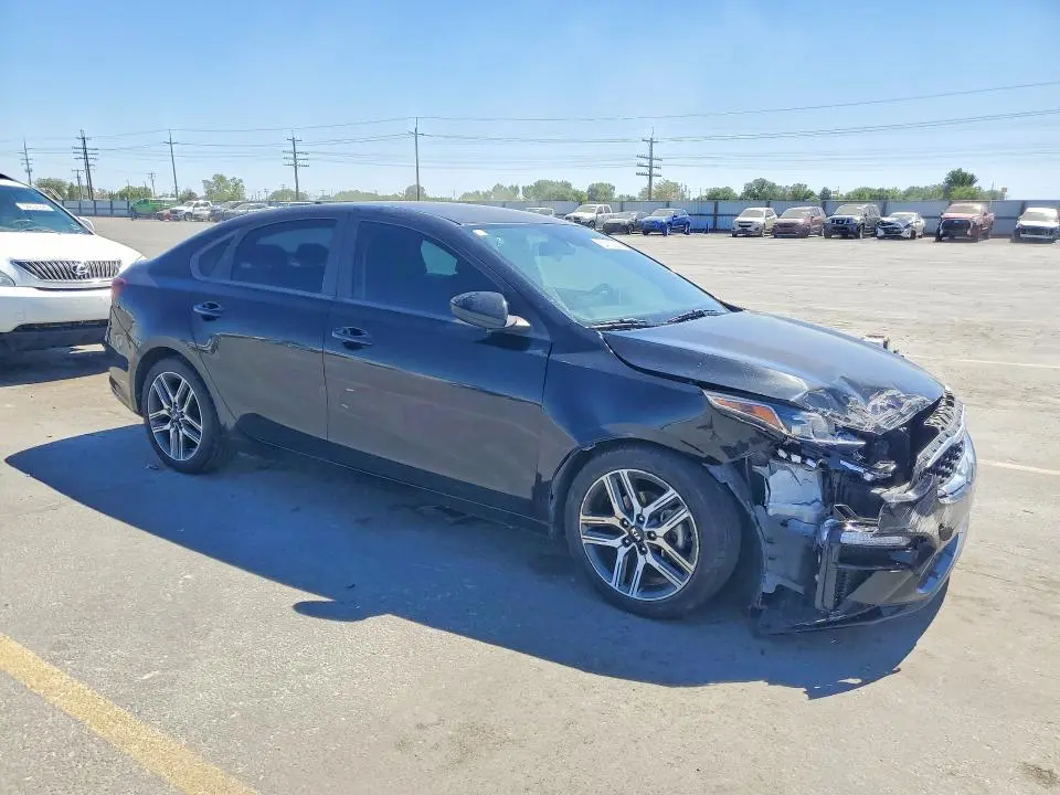 2019 KIA FORTE S  