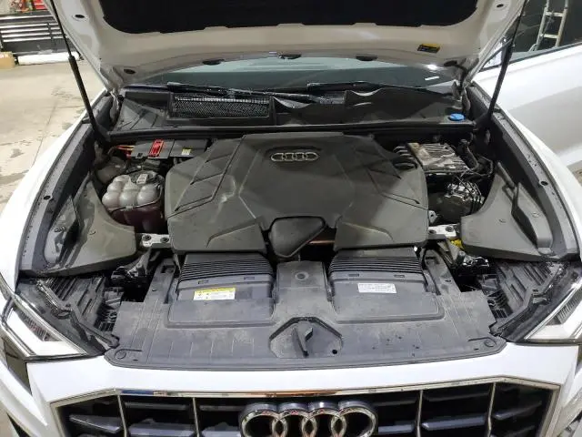 2022 AUDI Q8 PREMIUM  