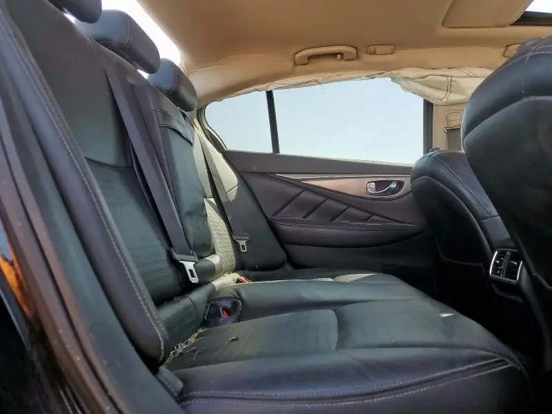 2015 INFINITI Q50 BASE