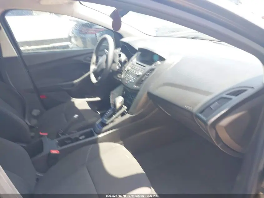 2016 FORD FOCUS S