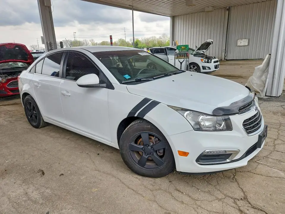 2015 CHEVROLET CRUZE LT  