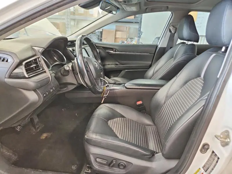 2019 TOYOTA CAMRY   
