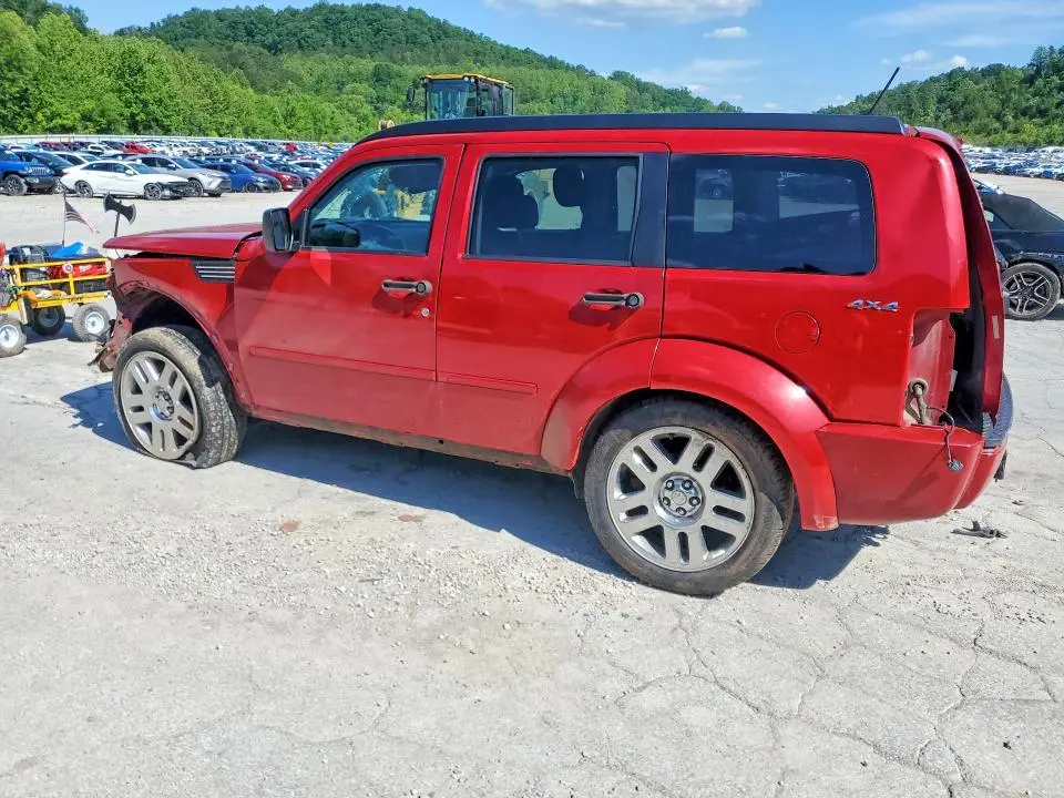 2011 DODGE NITRO SE  
