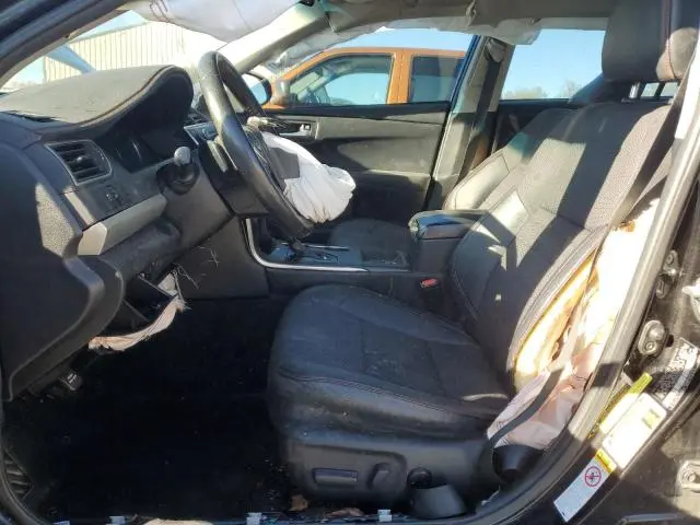 2016 TOYOTA CAMRY LE  