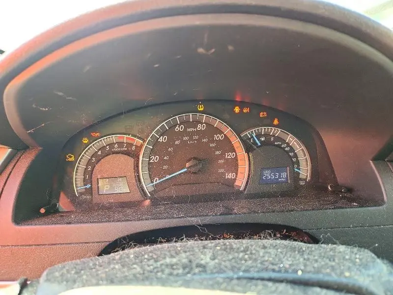 2013 TOYOTA CAMRY SE  