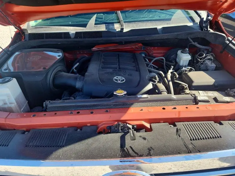 2017 TOYOTA TUNDRA SR5  