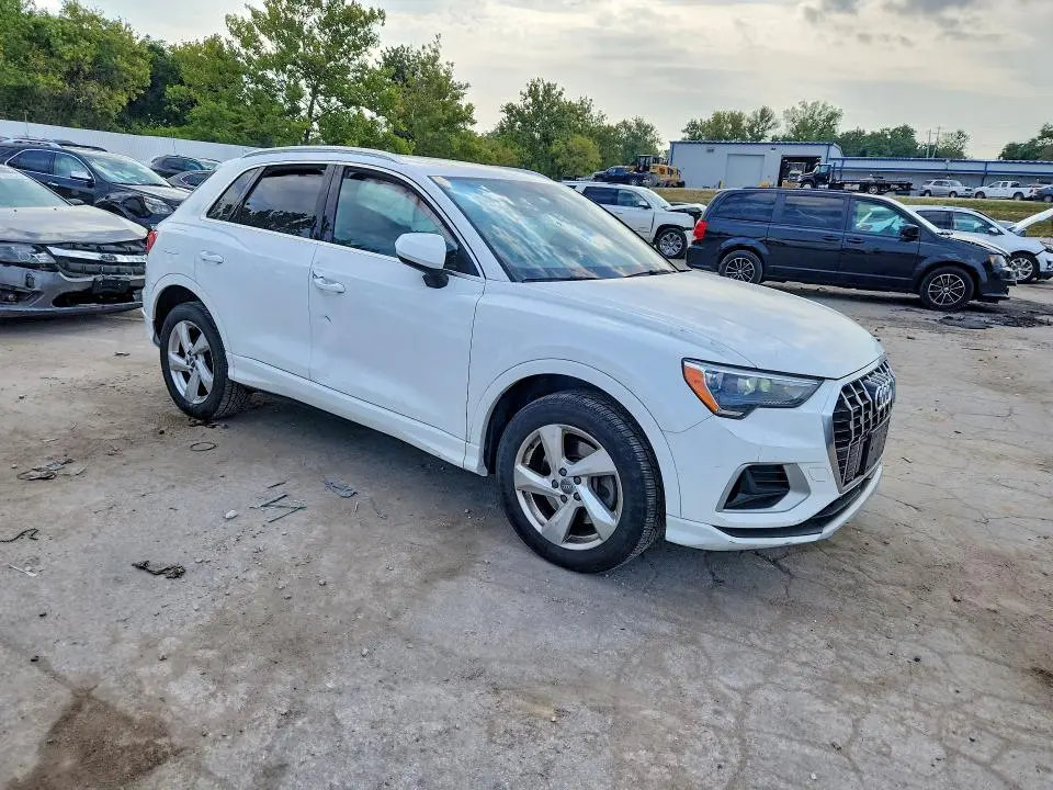 2019 AUDI Q3 PREMIUM  