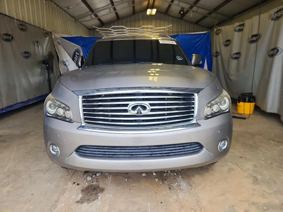 2011 INFINITI QX56 BASE  